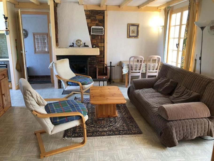 Maison St Florent Saint-Florent-le-Jeune 外观 照片